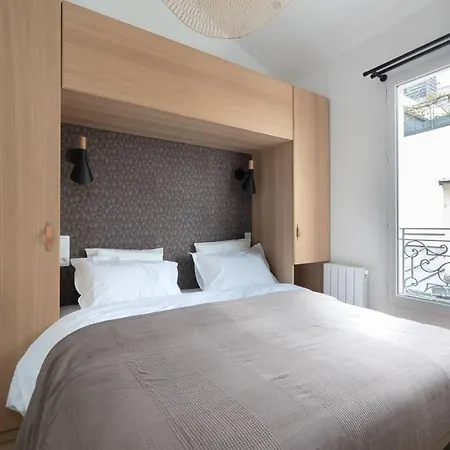 Apartment Duplex 4 Pax- Cour Privee Paris
