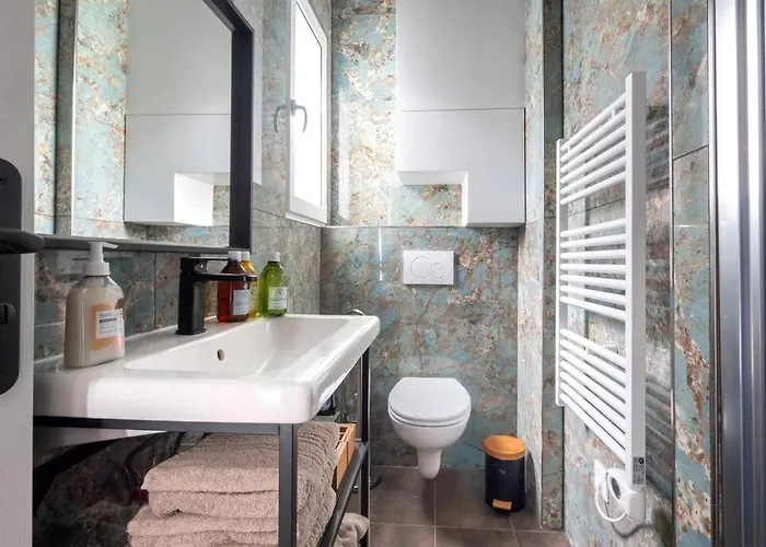 Duplex 4 Pax- Cour Privee Apartmán *