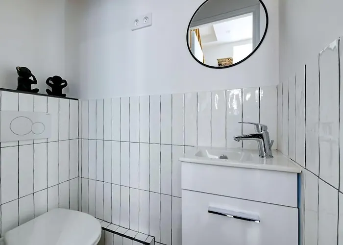 Duplex 4 Pax- Cour Privee * Paryż